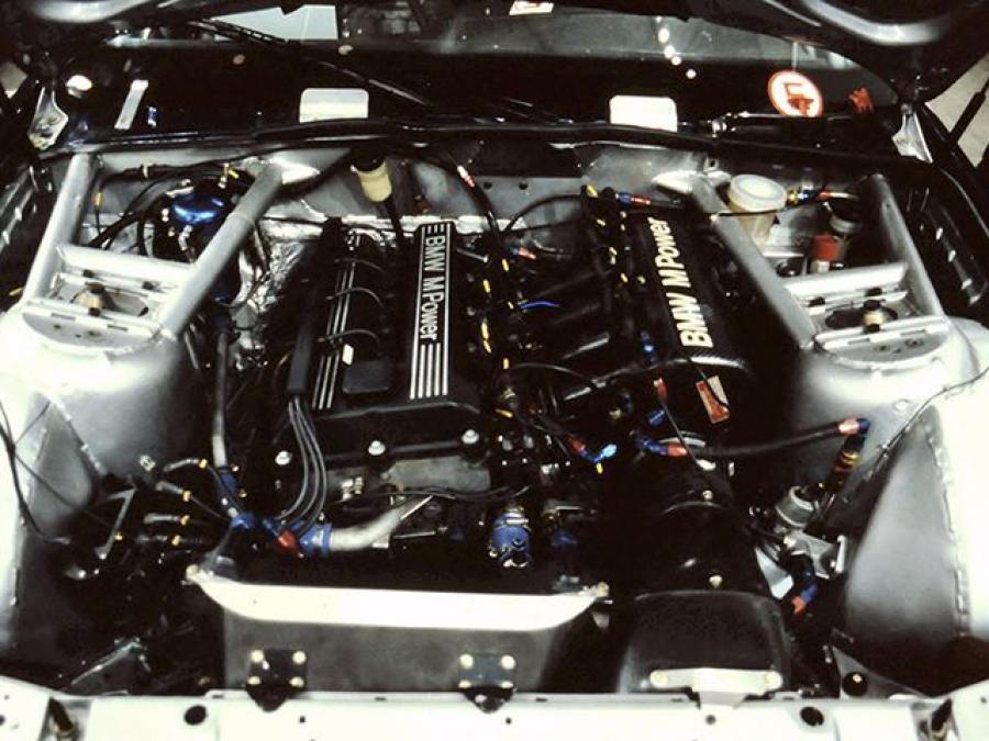  BMW 320i NATCC 1996 года  (фото 2 из 3)